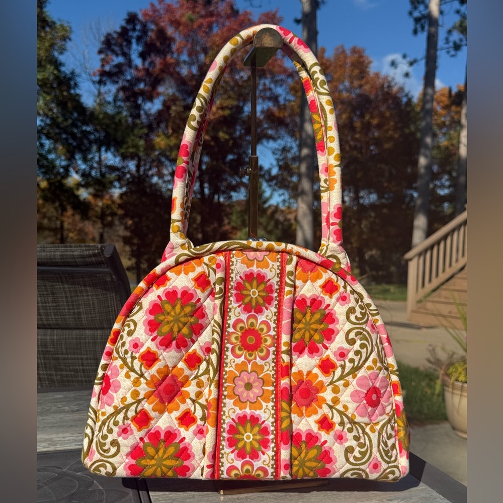 Vera Bradley Floral Quilted Shoulder Bag with Kisslock - Picture 5 of 13
